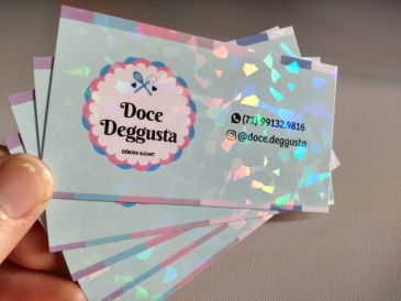 Cartão de Visita em Couché Brilho com Laminação Holográfica